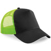 Snapback trucker