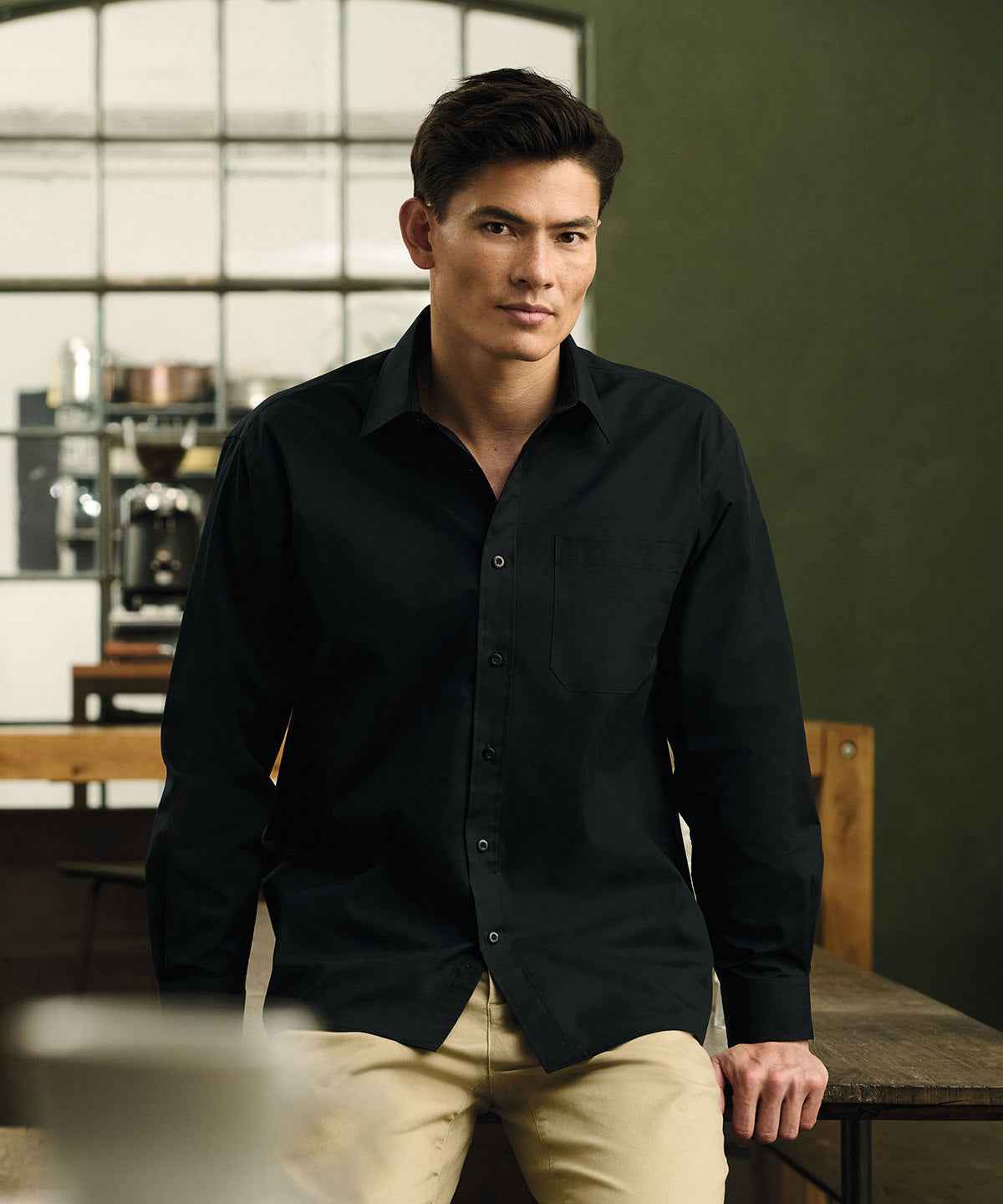 Long sleeve polycotton easycare poplin shirt