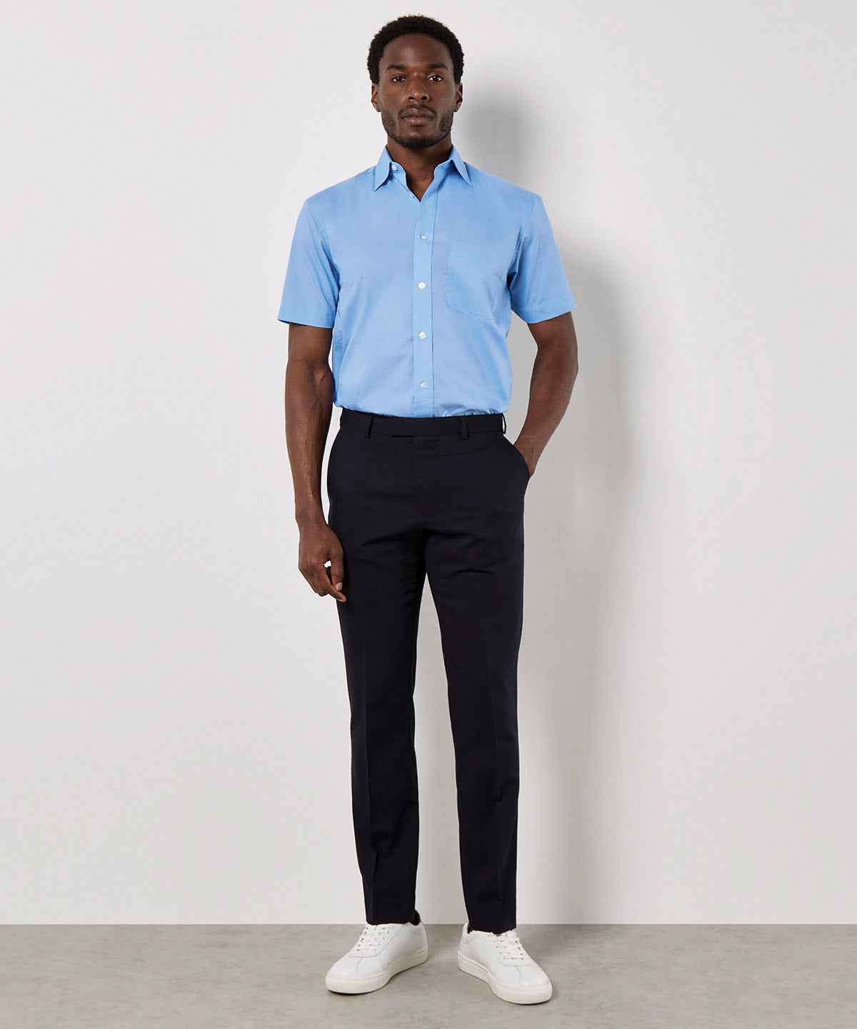 Business shirt short-sleeved (classic fit)